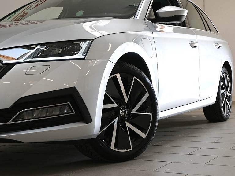 Skoda Octavia 1,4 TSi iV First Edition Combi DSG