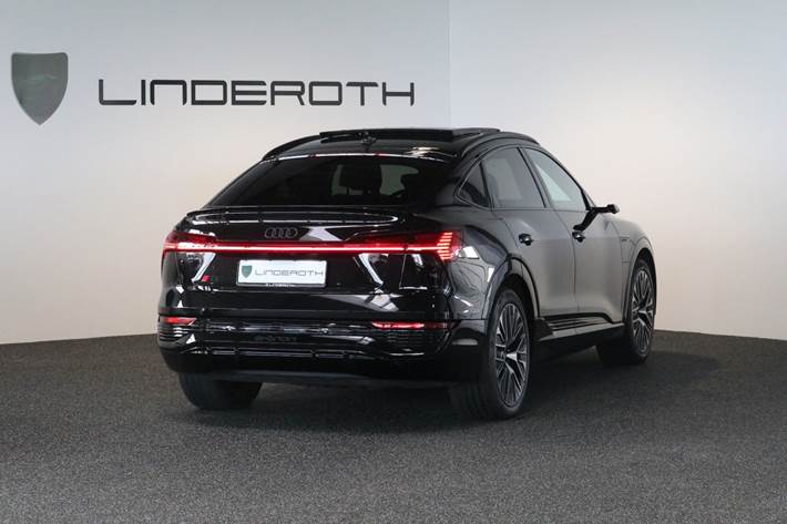 Sort Audi Q8 e-tron fra 2024