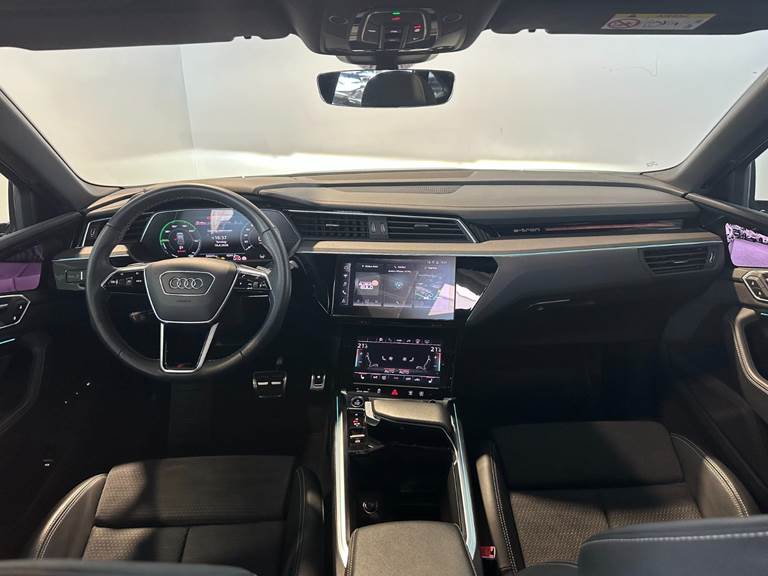 Audi Q8 e-tron 55 S-line Sportback quattro