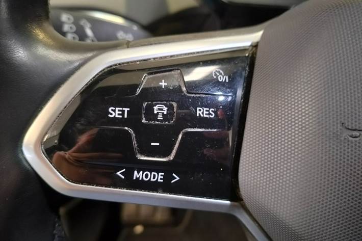 Hvid VW ID.4 fra 2023