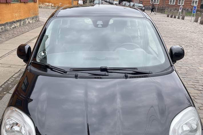 Sort Fiat Panda fra 2019