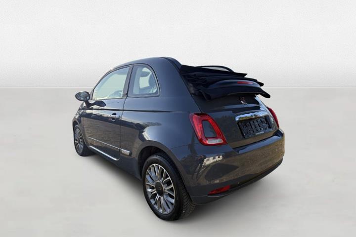 Grøn Fiat 500C fra 2018