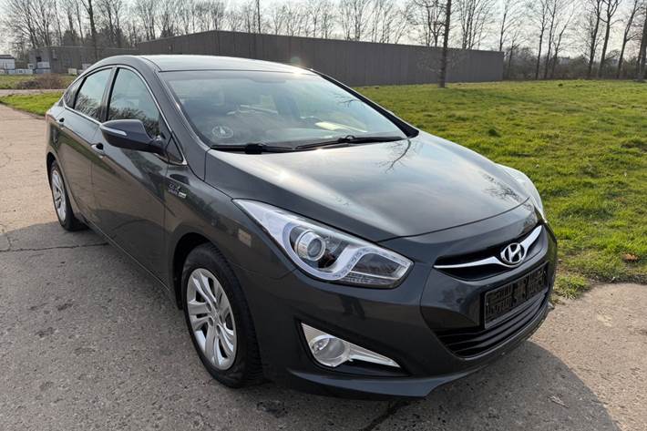 undefined Hyundai i40 fra 2013 set udefra
