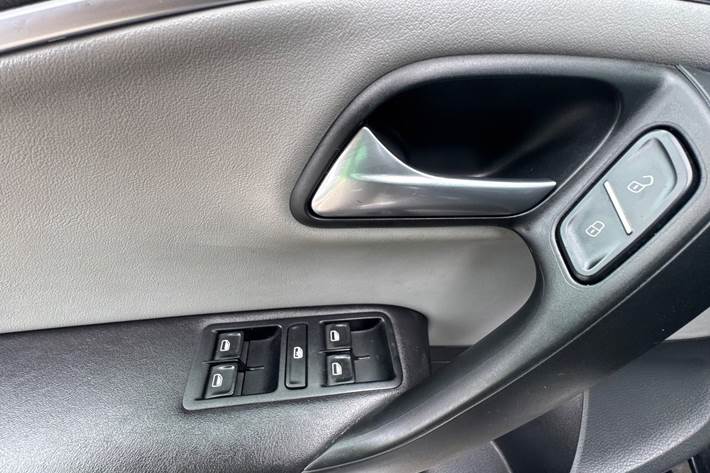 Blå VW Polo fra 2016