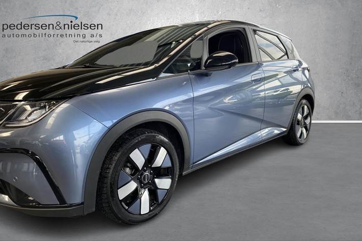 Blå BYD Dolphin fra 2024