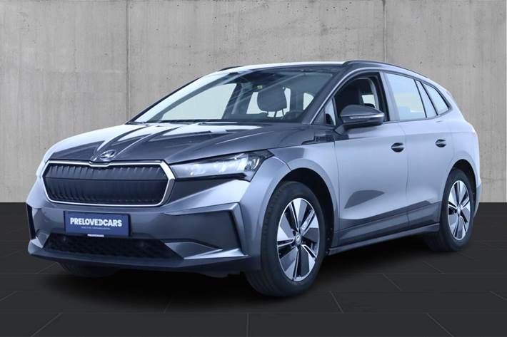 Grå Skoda Enyaq fra 2023