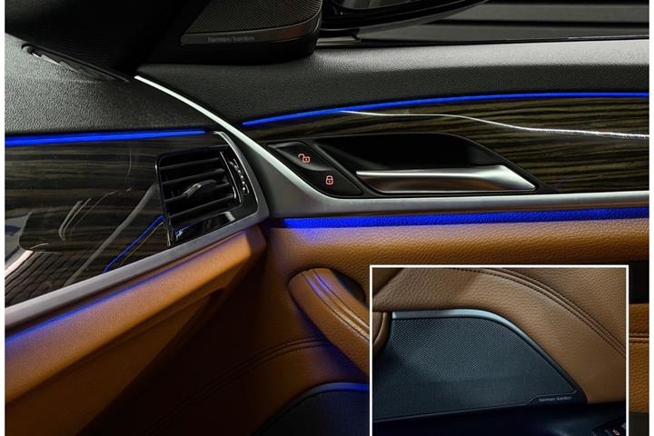 Blå BMW 530d fra 2017