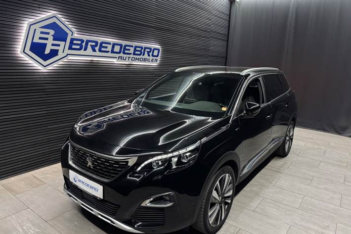 Sort Peugeot 5008 fra 2019