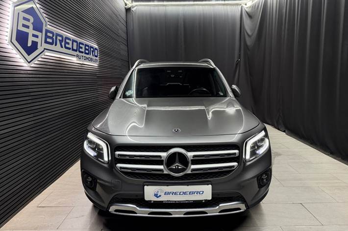 Grå Mercedes GLB200 d fra 2020