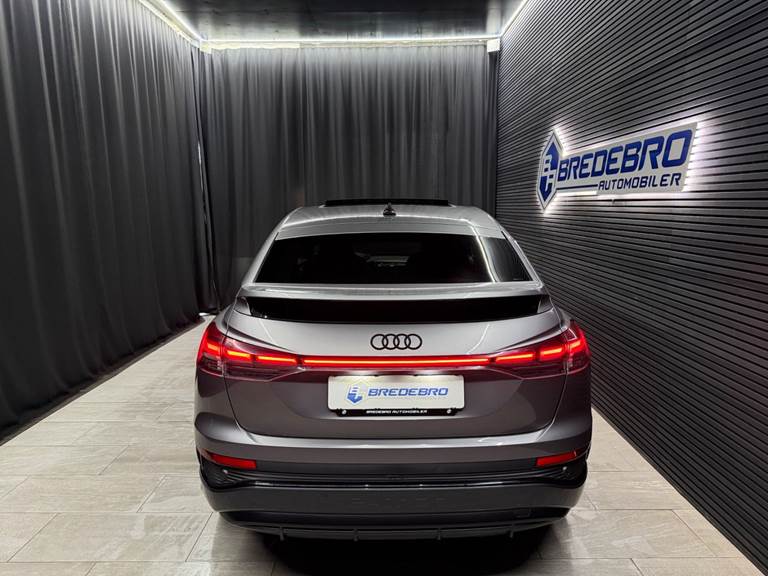 Audi Q4 e-tron 45 S-line Sportback