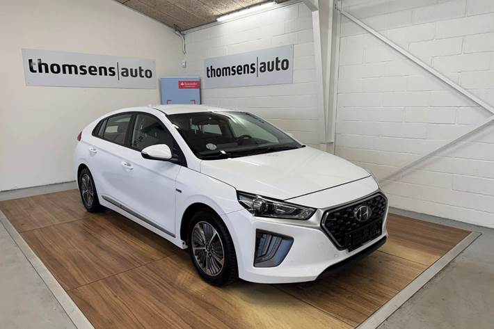 Hvid Hyundai Ioniq fra 2020