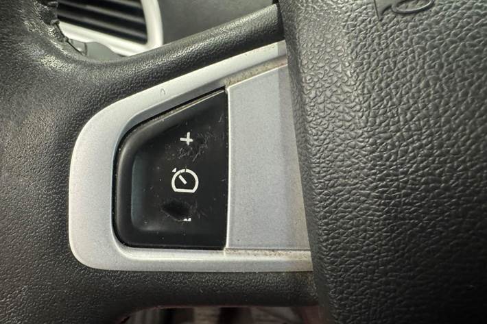 Blå Renault Scenic III fra 2012