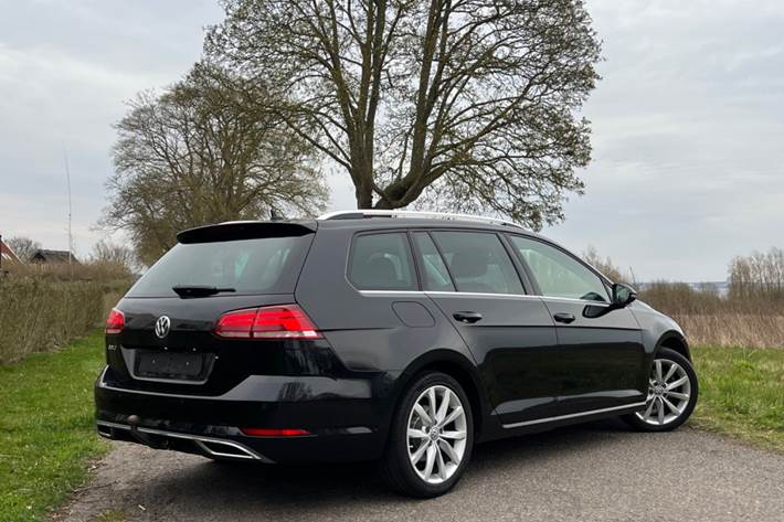 Sort VW Golf VII fra 2019