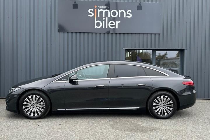 Grå Mercedes EQS450+ fra 2022