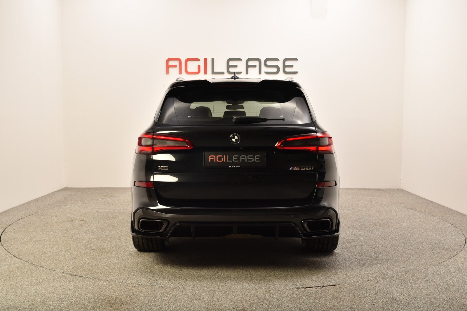 Sort BMW X5 fra 2020