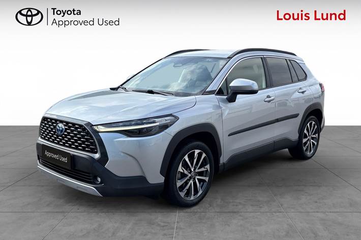 Sølv Toyota Corolla Cross fra 2023 set udefra