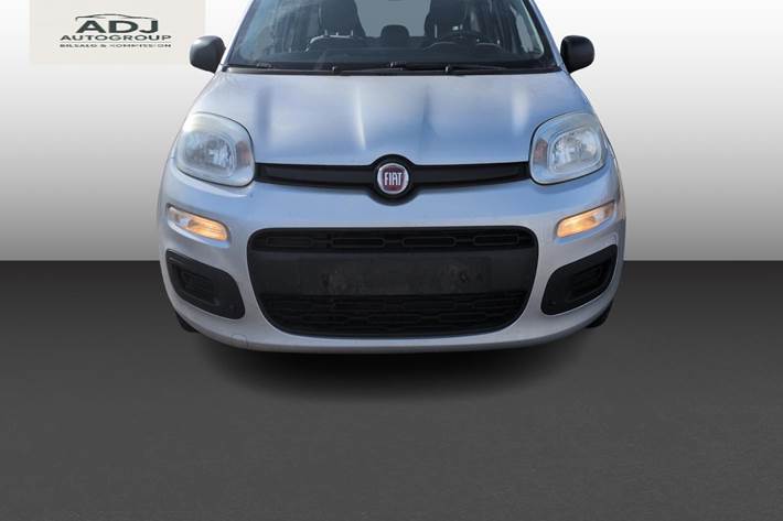 Sølv Fiat Panda fra 2013