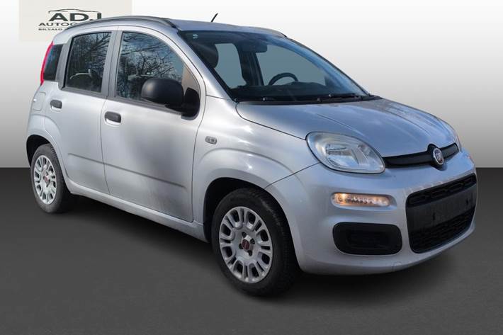 Sølv Fiat Panda fra 2013