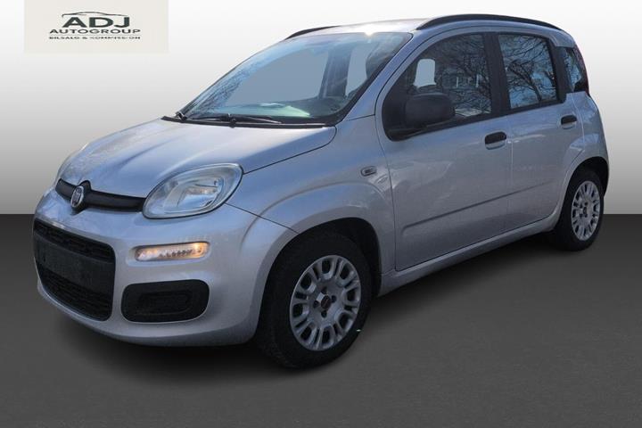 Sølv Fiat Panda fra 2013