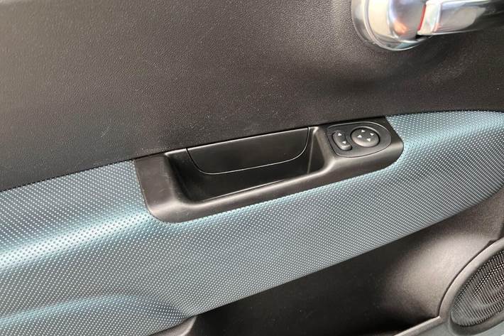 Grøn Fiat 500 fra 2020