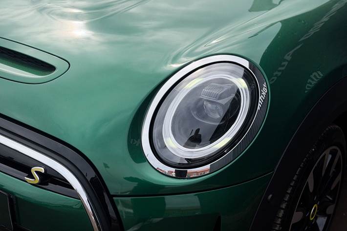 Grøn Mini Cooper SE fra 2023
