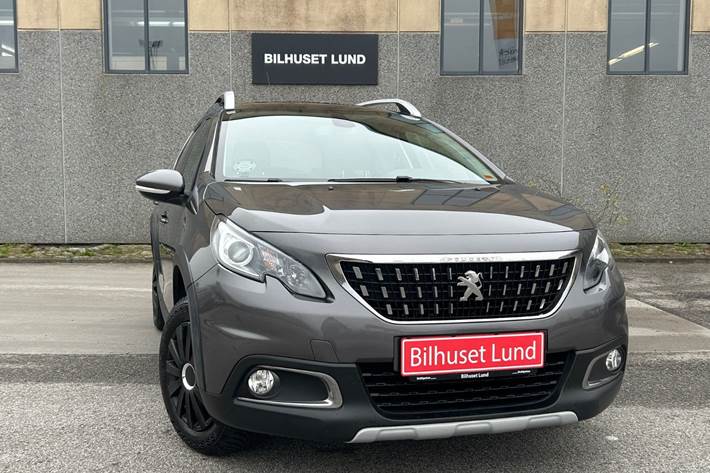 Grå Peugeot 2008 fra 2019