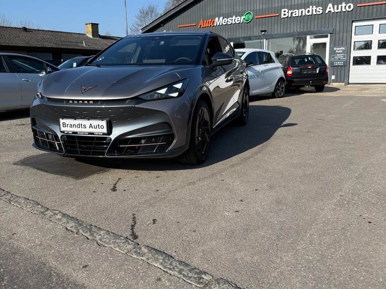 Cupra Tavascan 77 Adrenaline