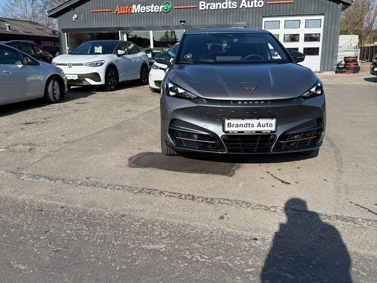 Cupra Tavascan 77 Adrenaline