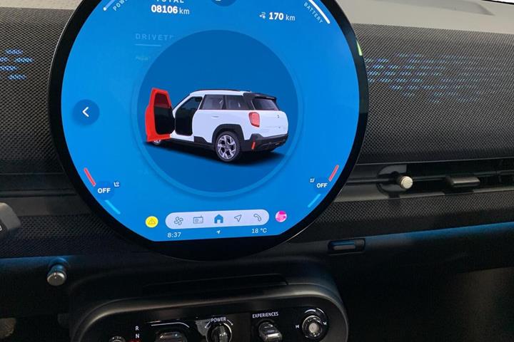 Hvid Mini Aceman E fra 2025