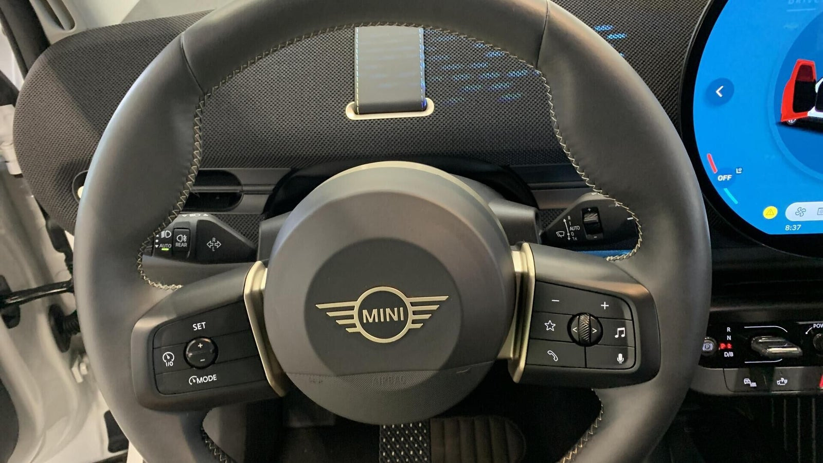 Hvid Mini Aceman E fra 2025
