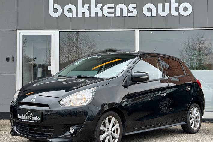 undefined Mitsubishi Space Star fra 2015