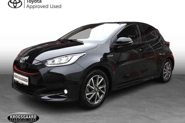 Sort Toyota Yaris fra 2021