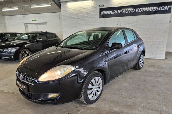 Sort Fiat Bravo fra 2008