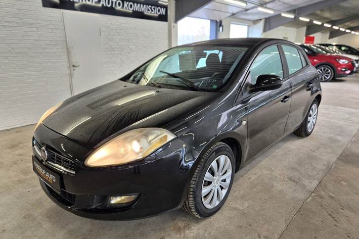 Sort Fiat Bravo fra 2008