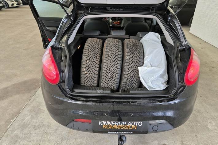 Sort Fiat Bravo fra 2008