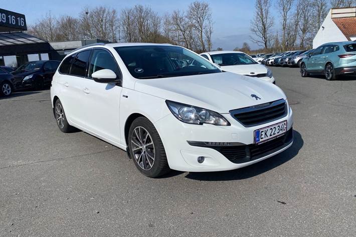 Hvid Peugeot 308 fra 2015