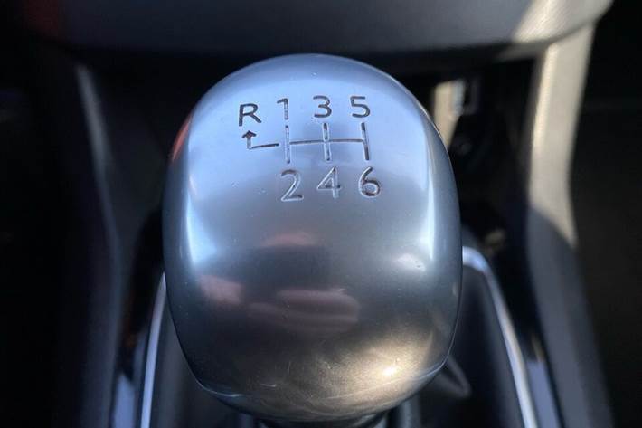 Hvid Peugeot 308 fra 2015