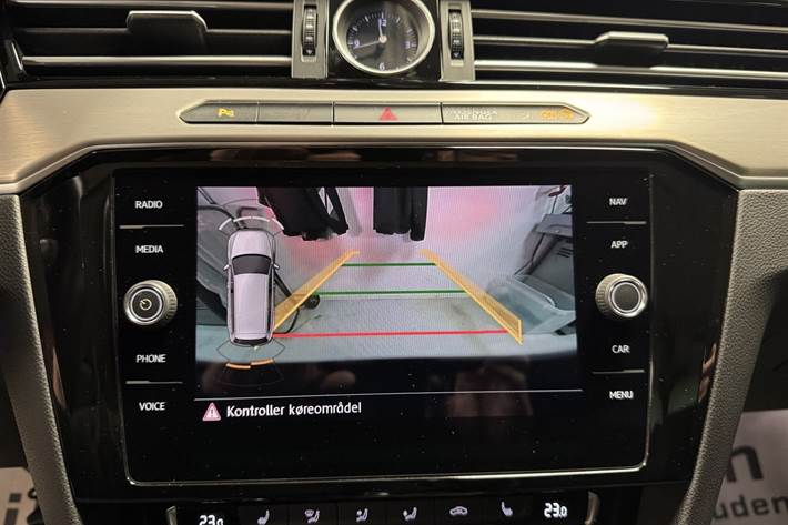 Sort VW Passat fra 2018