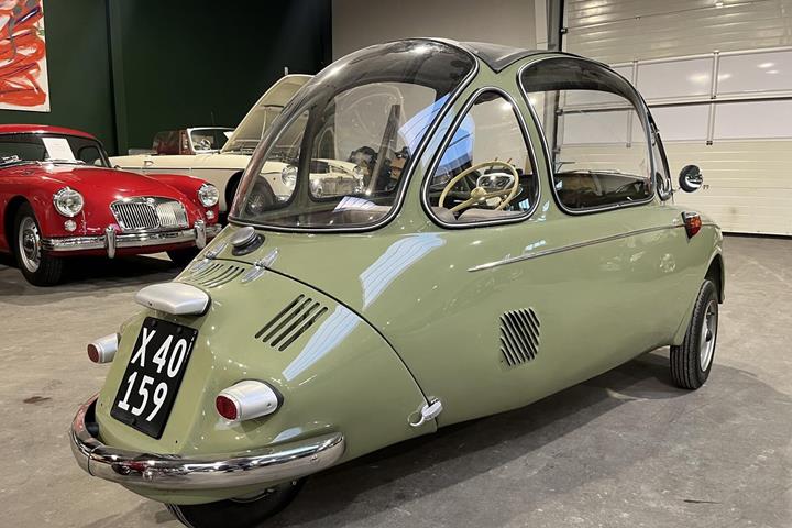 Grøn Heinkel 150 fra 1956