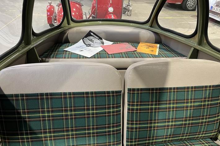 Grøn Heinkel 150 fra 1956