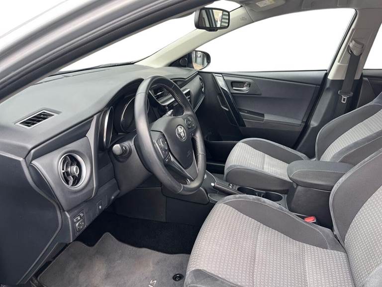 Toyota Auris 1,8 Touring Sports Hybrid H2 Style 136HK Stc Aut.