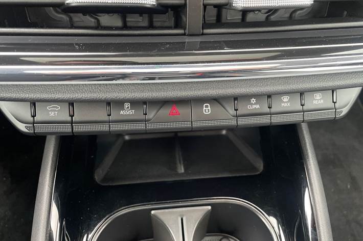 Rød Skoda Enyaq iV fra 2023