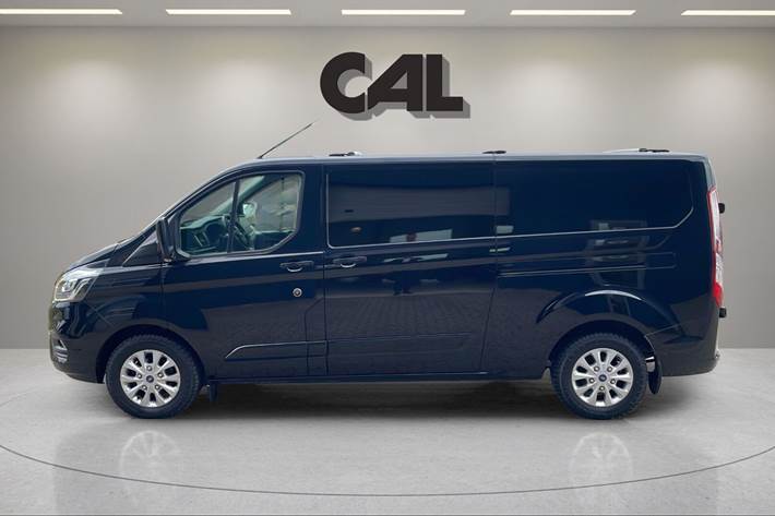 Sort Ford Transit Custom fra 2021