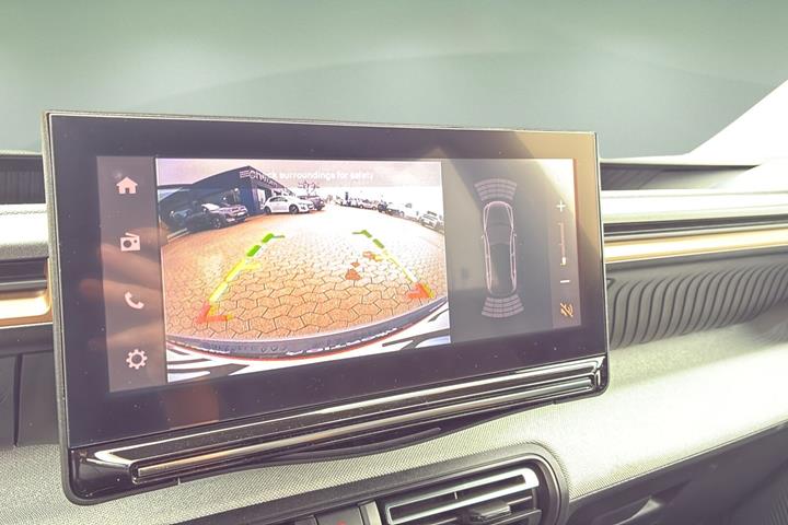 Grå Citroën e-C3 Aircross fra 2025
