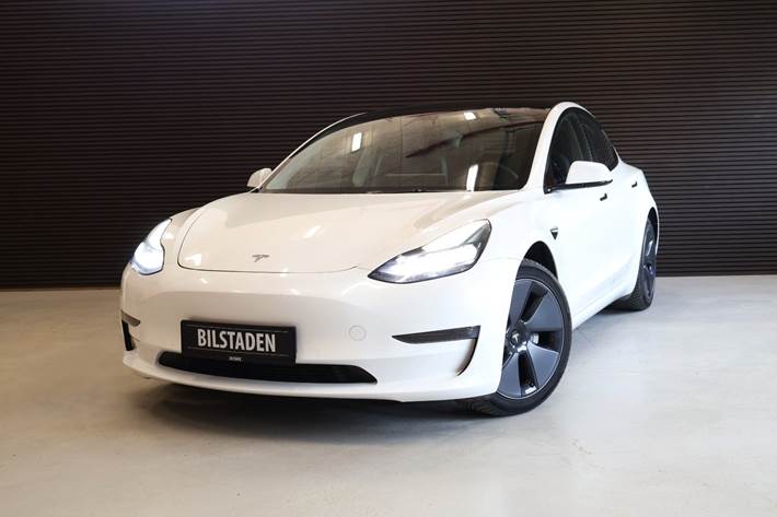 undefined Tesla Model 3 fra 2022 set udefra