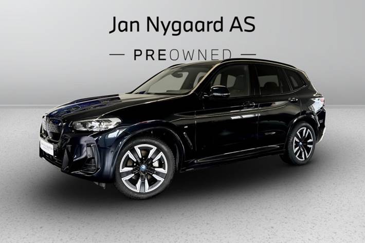 Sort BMW iX3 fra 2023