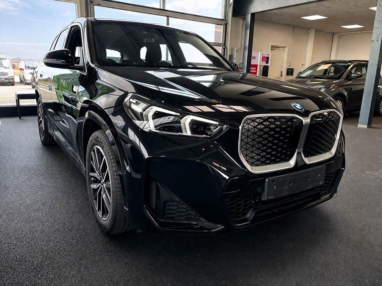 BMW iX1 eDrive20 M-Sport