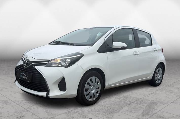 undefined Toyota Yaris fra 2015