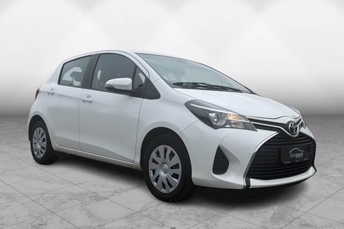 undefined Toyota Yaris fra 2015