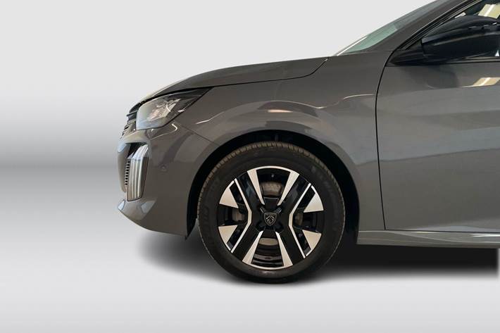 Grå Peugeot 208 fra 2024